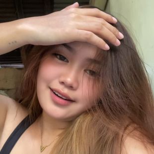 A Beautiful Filipina Girl