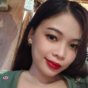 A Beautiful Filipina Girl
