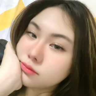 A Beautiful Filipina Girl