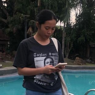 A Beautiful Filipina Girl