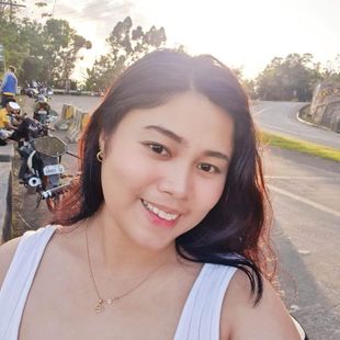 A Beautiful Filipina Girl